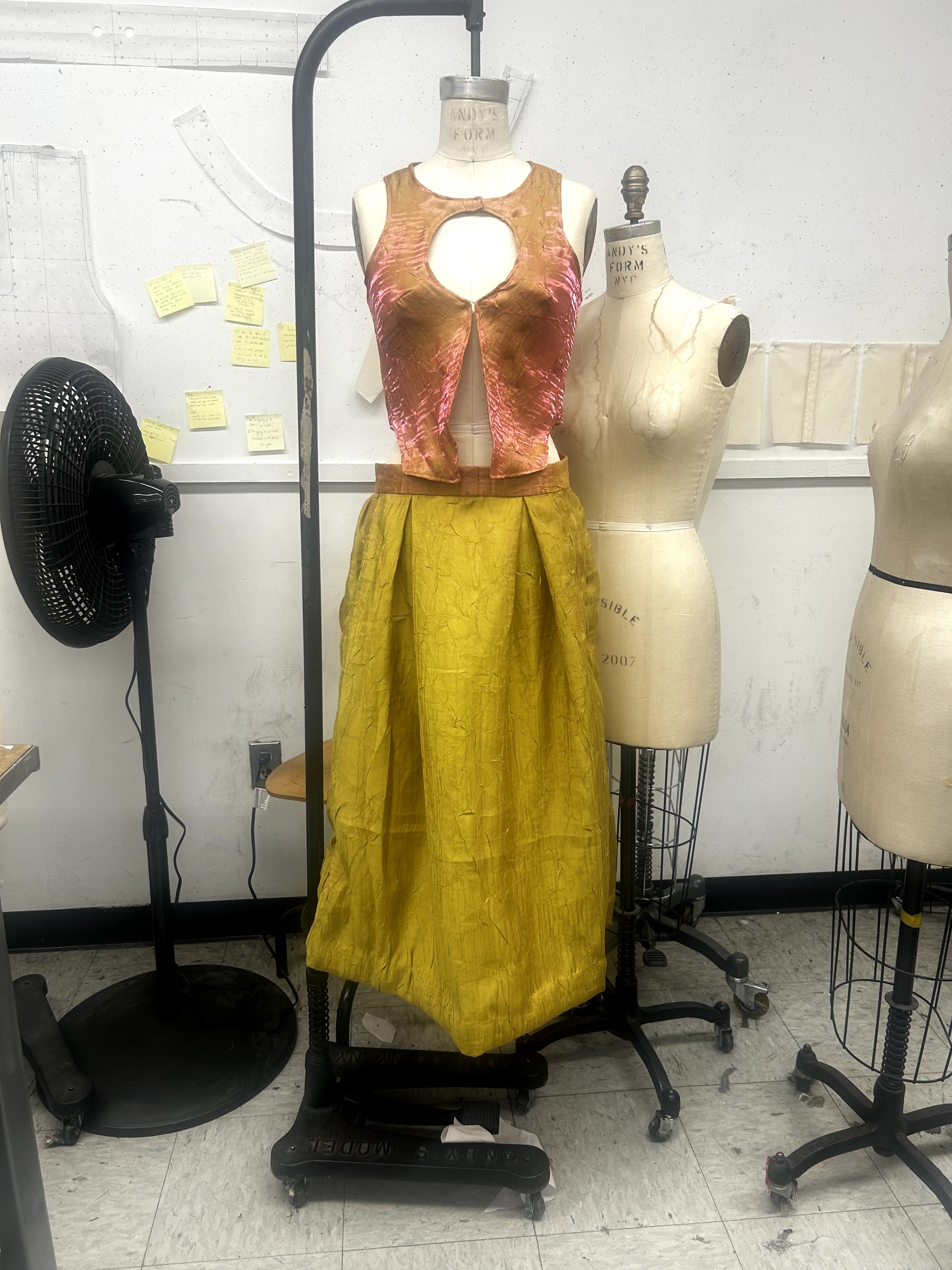 Sunset silk set on the form